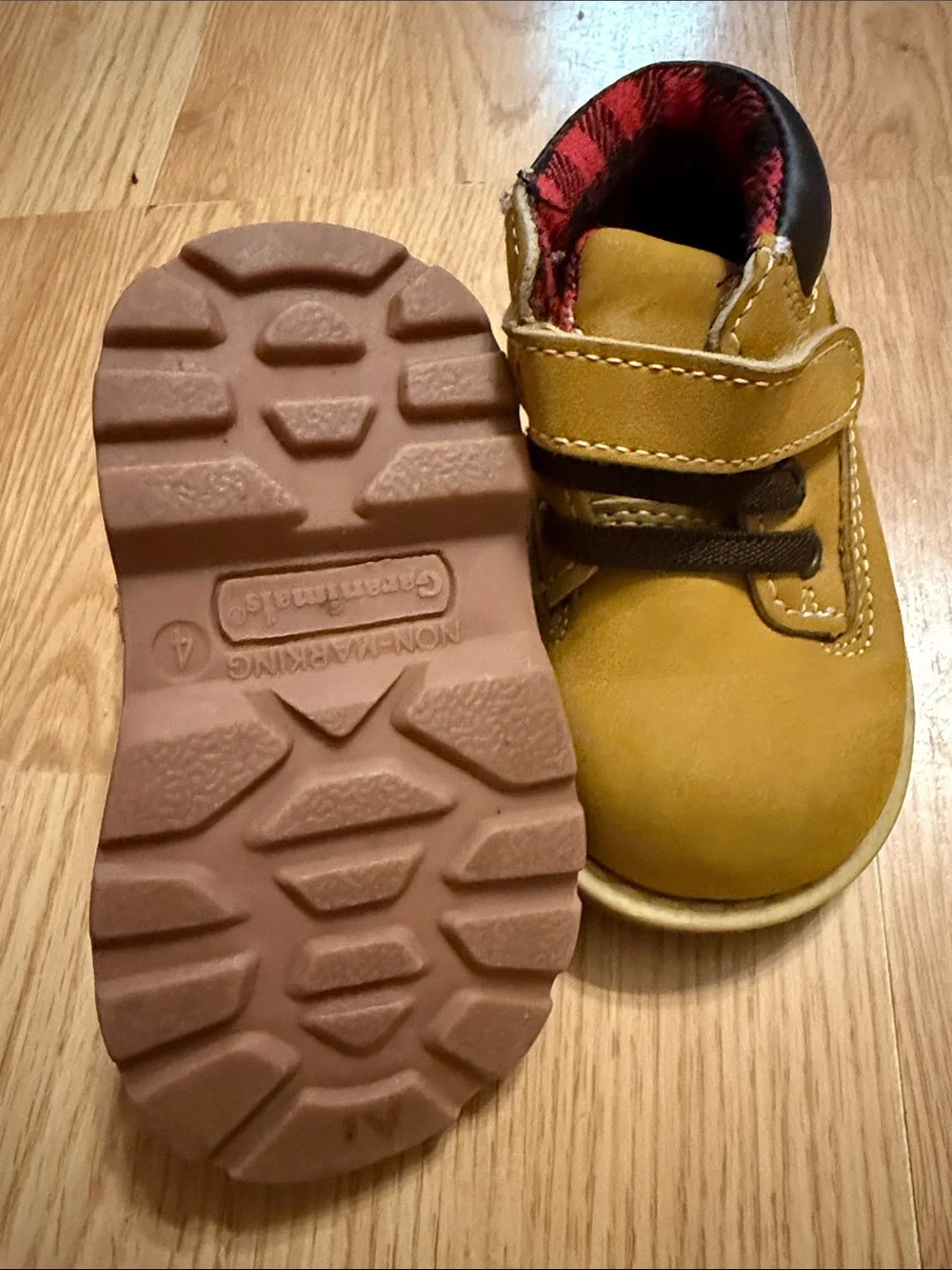 Size 4 garanimals boots